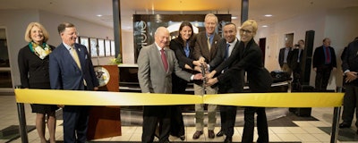 Mnet 197532 Harting Rauner Ribbon Cutting Web 2fffe98340