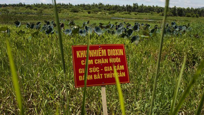 Mnet 197759 Warning Sign Ap Photo