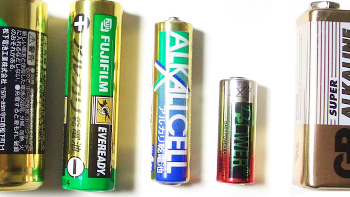 Mnet 197765 Batteries Wikimedia