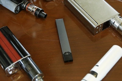 Mnet 198104 E Cigs Ap