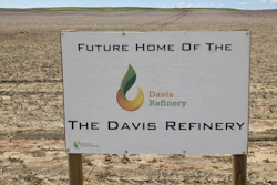 Mnet 198404 Davis Refinery Ap Photo