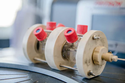 The researchers carried out the experiments in this electrolysis cell. (RUB)