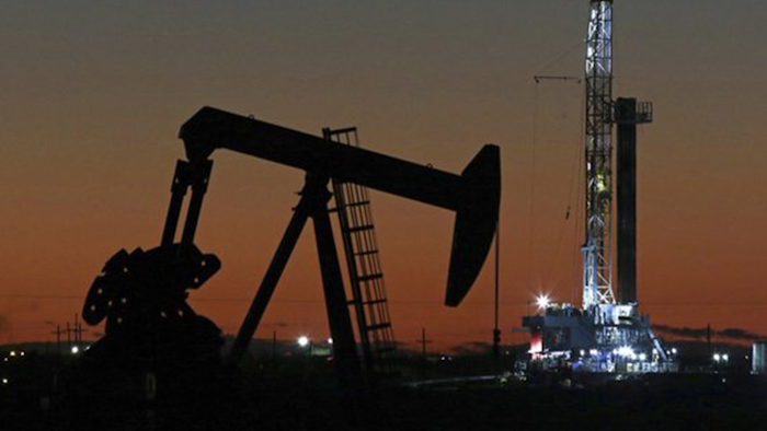 Mnet 201083 Oil Rig Ap Photo