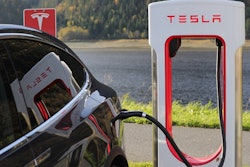 Mnet 202676 Tesla Charging