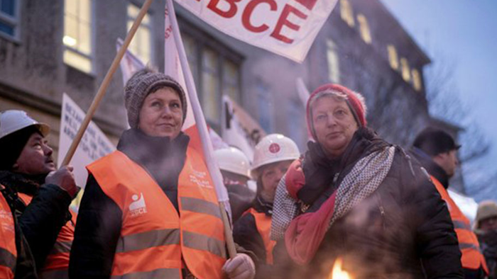 Mnet 204038 Germany Union Protest Kay Nietfeld Ap