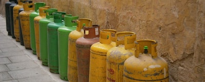 Mnet 204830 Gas Cylinders