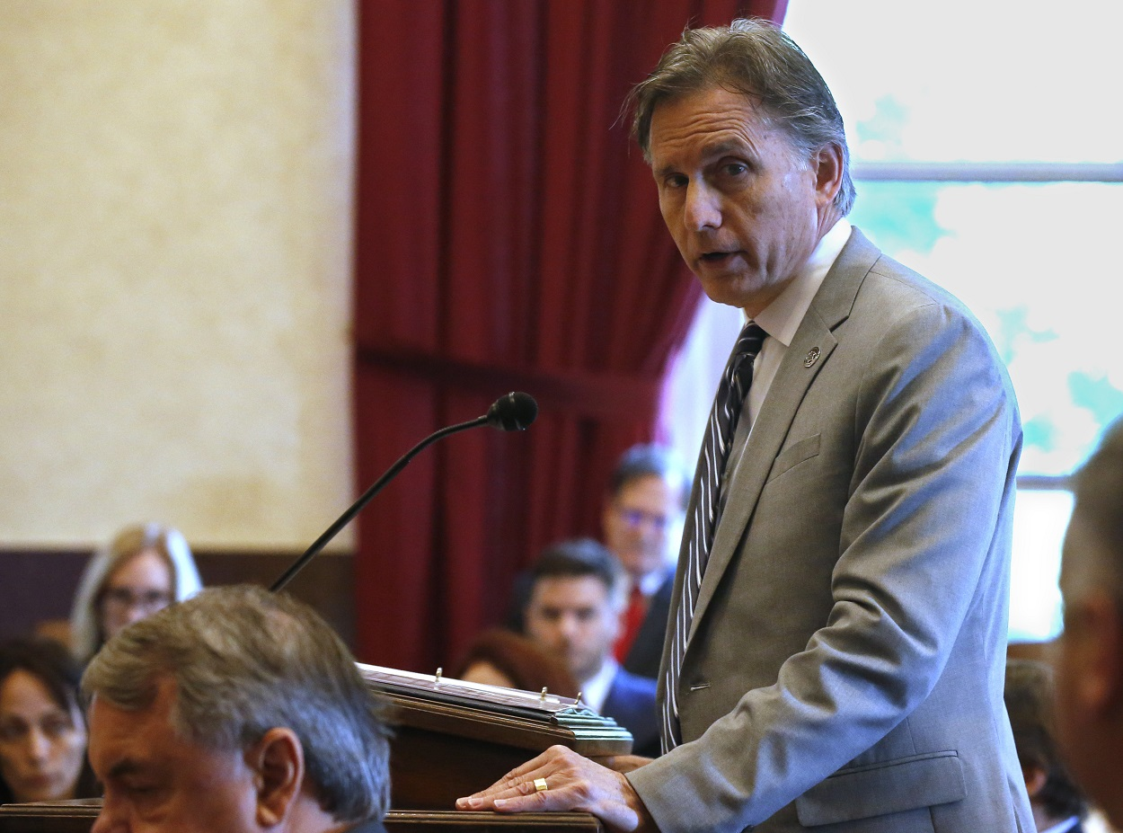 Oklahoma Attorney General Mike Hunter speaks during opening arguments Tuesday, May 28, 2019, in Norman, Okla., as the nation's first state trial against drugmakers blamed for contributing to the opioid crisis begins. Image credit: AP Photo/Sue Ogrocki