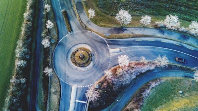 Mnet 213506 Roundabout Unsplash