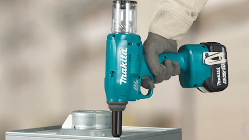 Makita Xvr01 T Action Shot 1