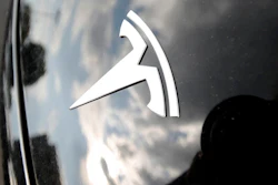 Tesla Hood Ap