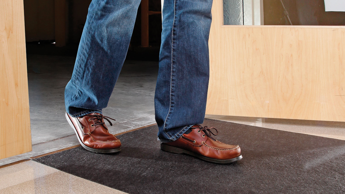 Replace Rental Mats With Pig Grippy Floor Mats From New Pig Manufacturing Net