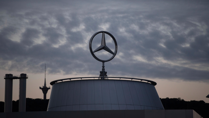 Daimler Lost 2 2 Billion In Q2 Manufacturing Net