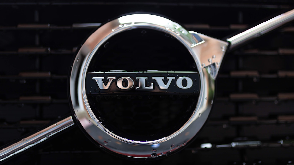Volvo Recalls Nearly 2 1 Million Cars Worldwide Manufacturing Net