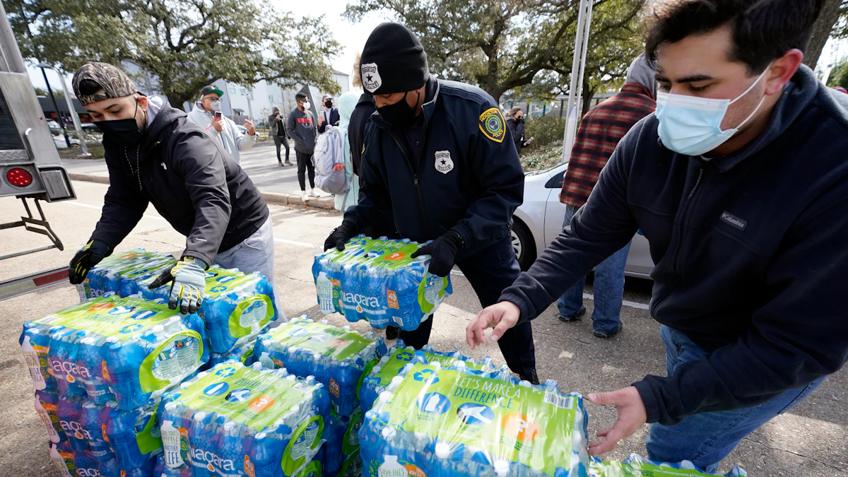 Lights Come Back on in Texas as Water Woes Rise - Vimarsana News