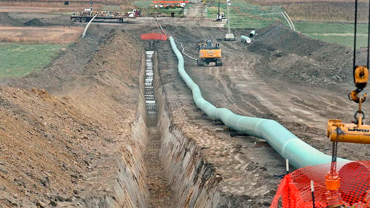Judge Delays Ruling on Pipeline Shutdown - Vimarsana News