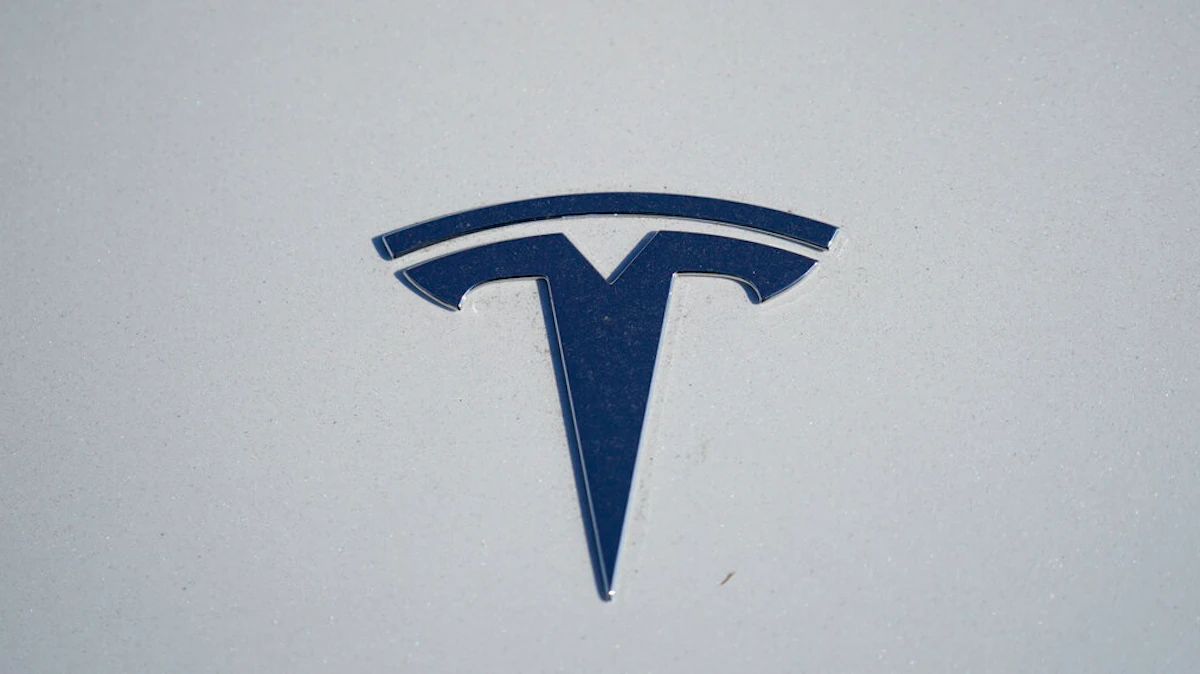 Safety Ratings Yanked on 2 Tesla Models - Vimarsana News