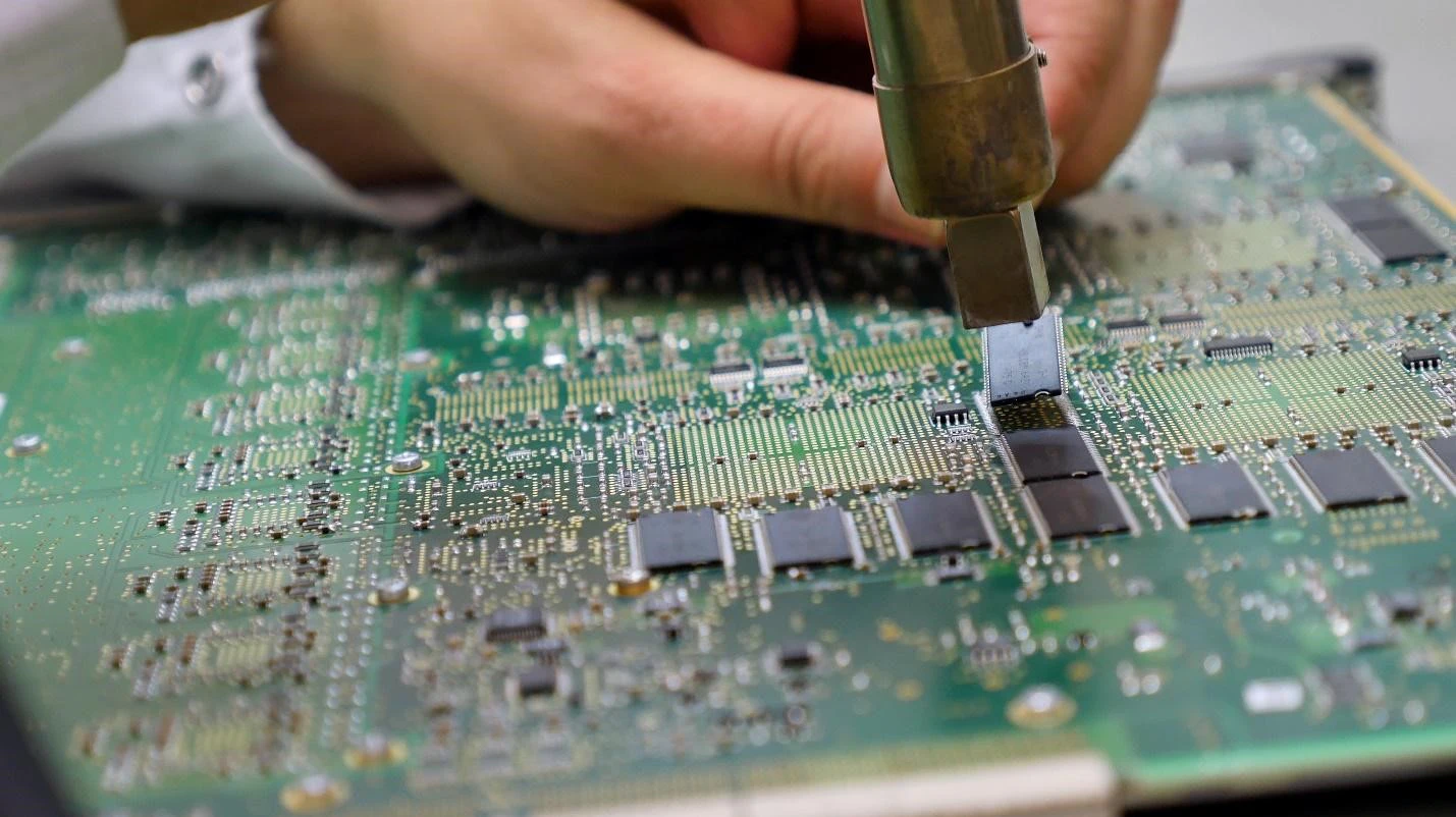 Global PCB Market and Supply Chain Challenges - Vimarsana News