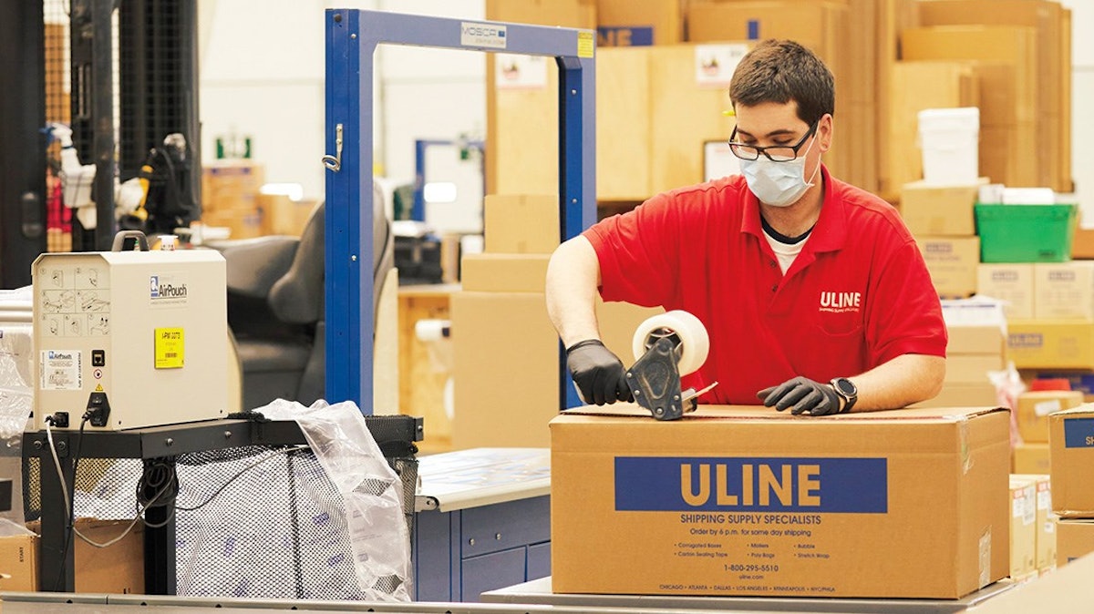 Uline Offers 8,000 YearEnd Bonus for New Warehouse Workers