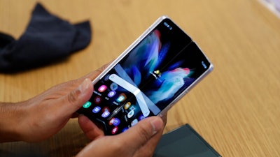 Foldable Phones Ap