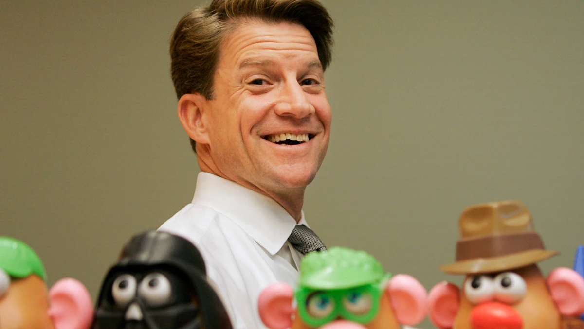Brian Goldner, Who Led Transformation at Hasbro, Dies at 58 - Vimarsana News