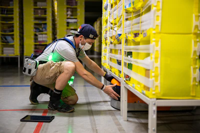 Associate Wearing Ppe 4