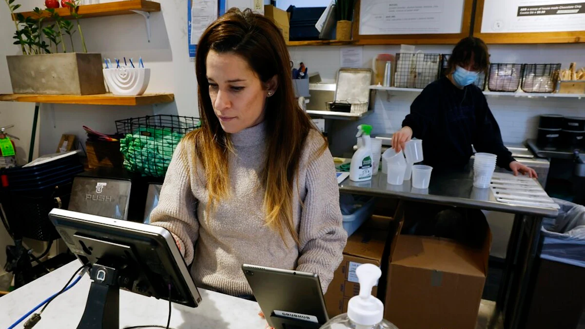 Rising Costs Add to Pandemic Pain for Small Businesses - Vimarsana News