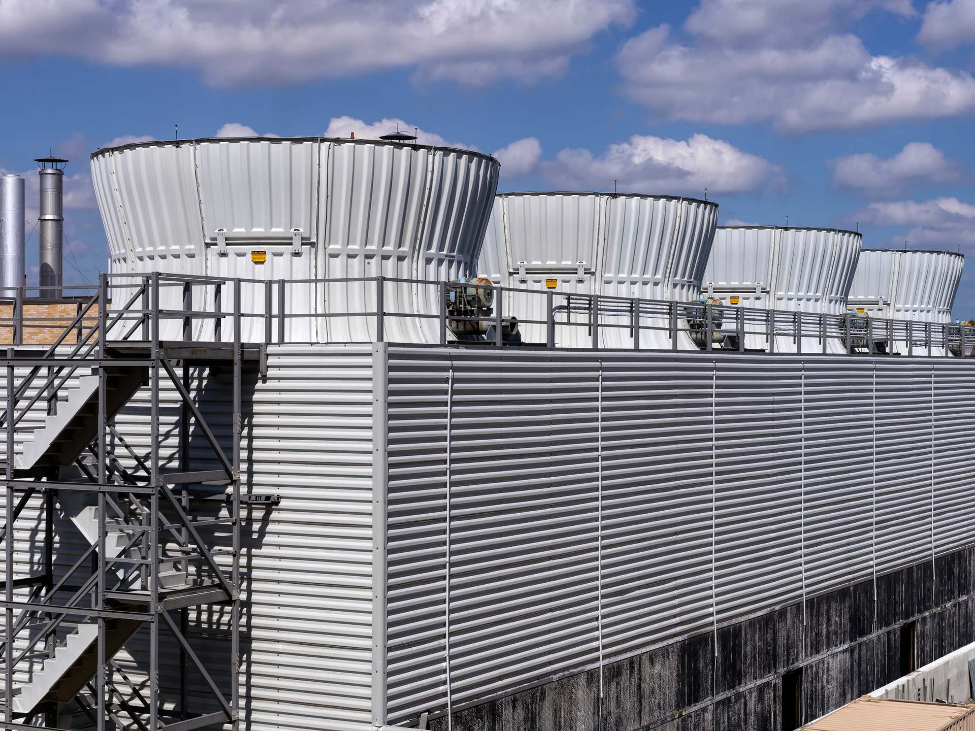Reacting to Corrosion Problems, Chemical Manufacturer Shifts to Engineered Plastic Cooling Towers - Vimarsana News