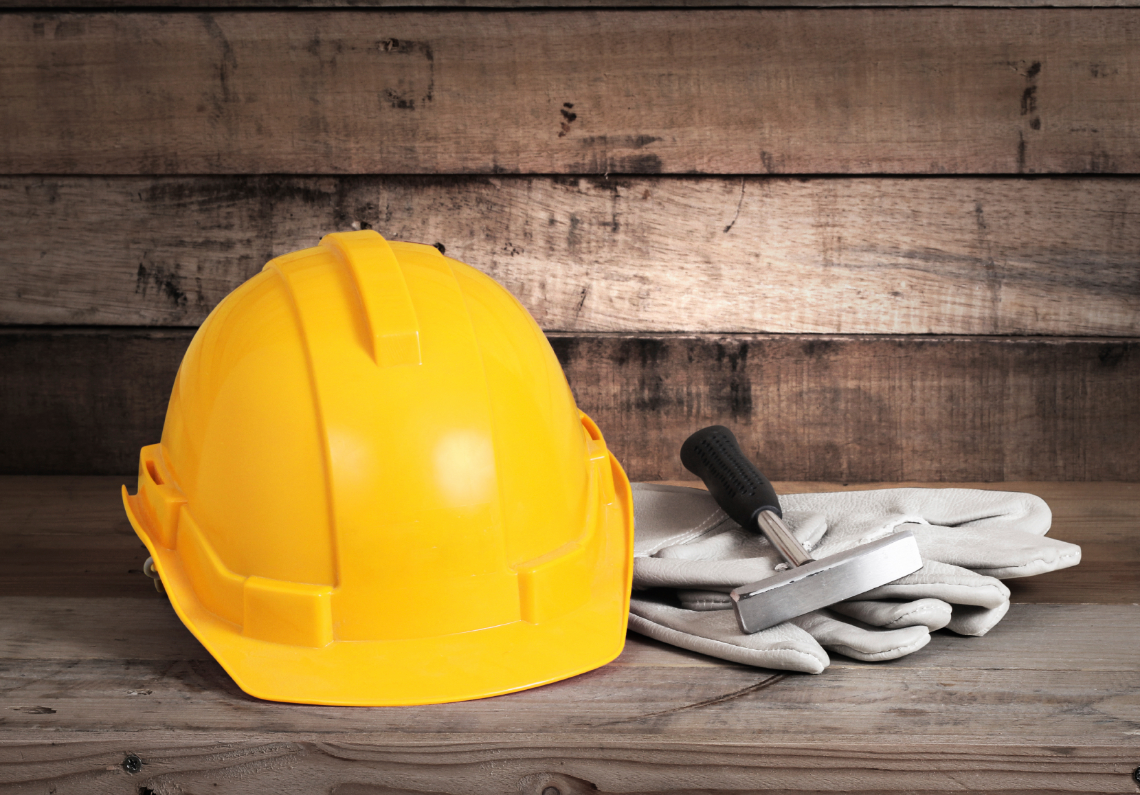 Hardhat And Old Leather Gloves 000022581563 Medium
