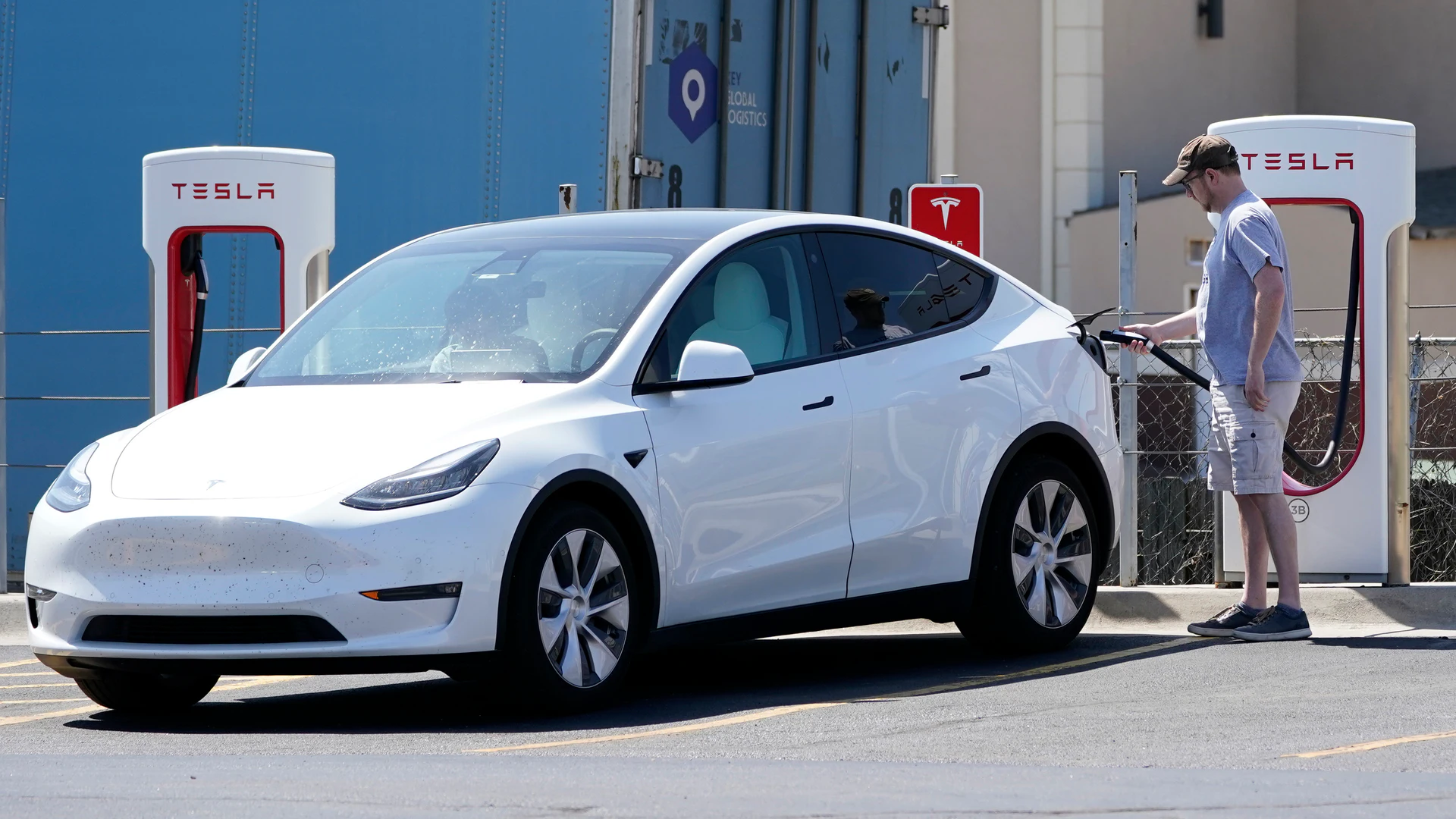 Automakers Report 400 Partially-Automated Car Crashes - Vimarsana News