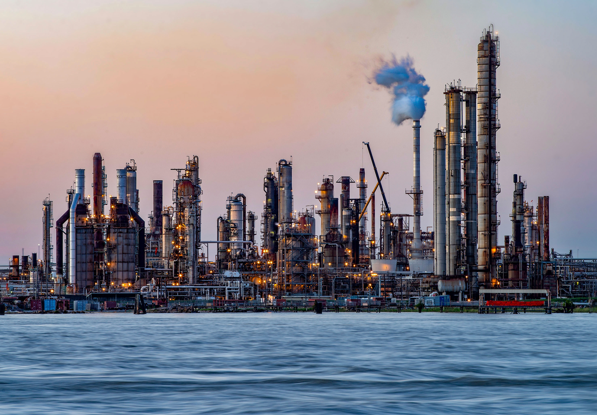 U.S. Oil & Gas Unlikely Beneficiary in Climate Bill - Vimarsana News