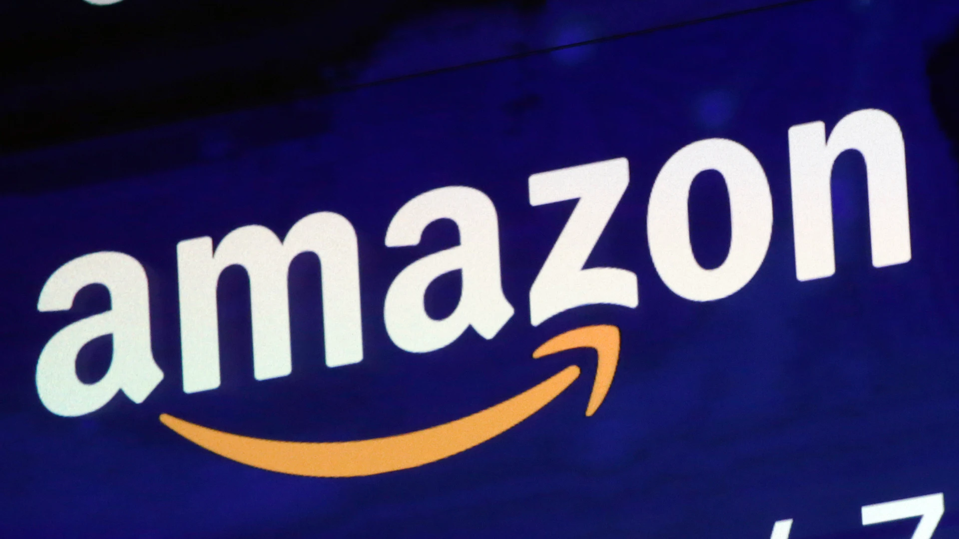 Amazon Shuts Fabric.com in Cost-Cutting Move - Vimarsana News