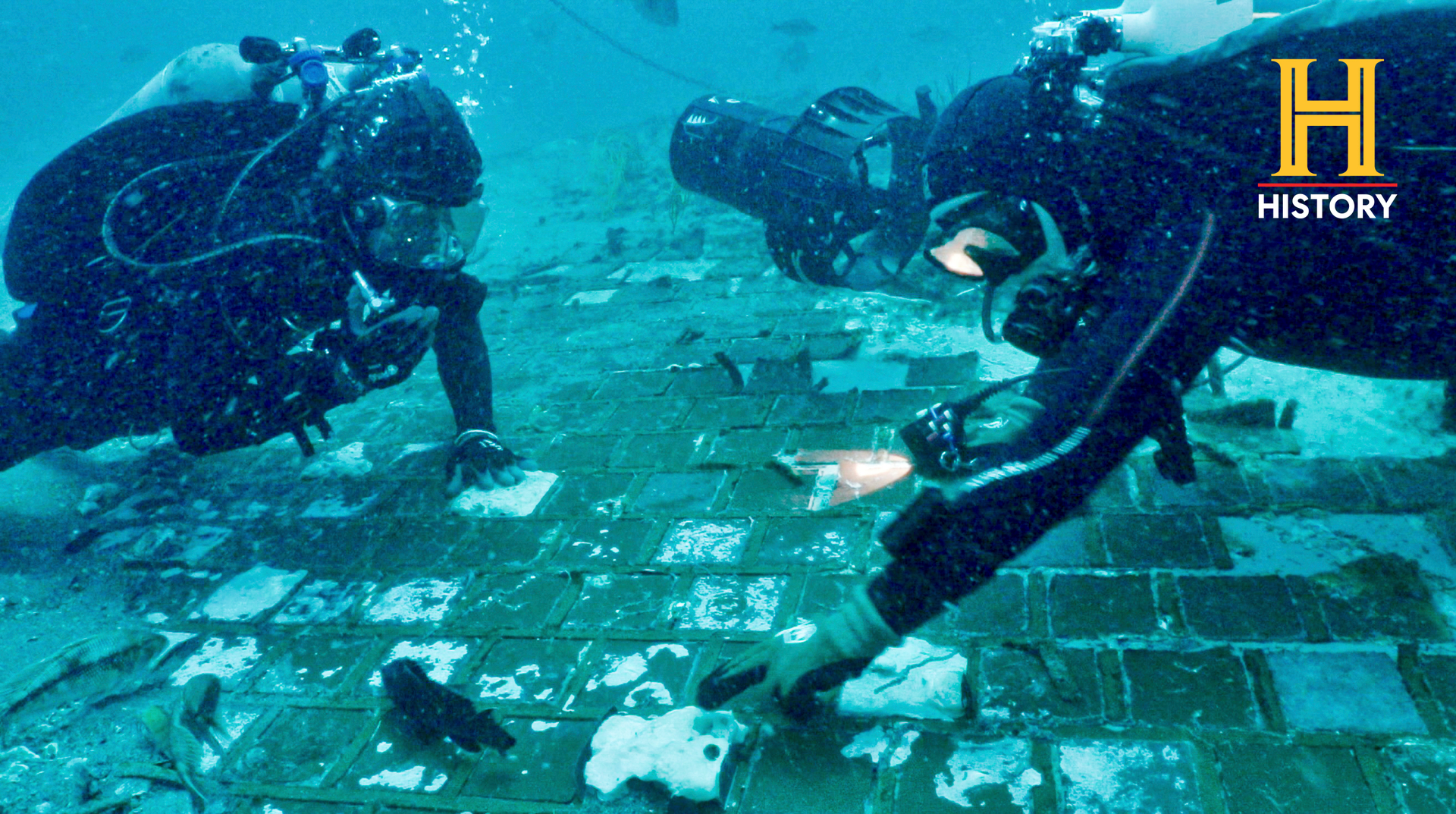 Section of Destroyed Shuttle Challenger Found on Ocean Floor - Vimarsana News