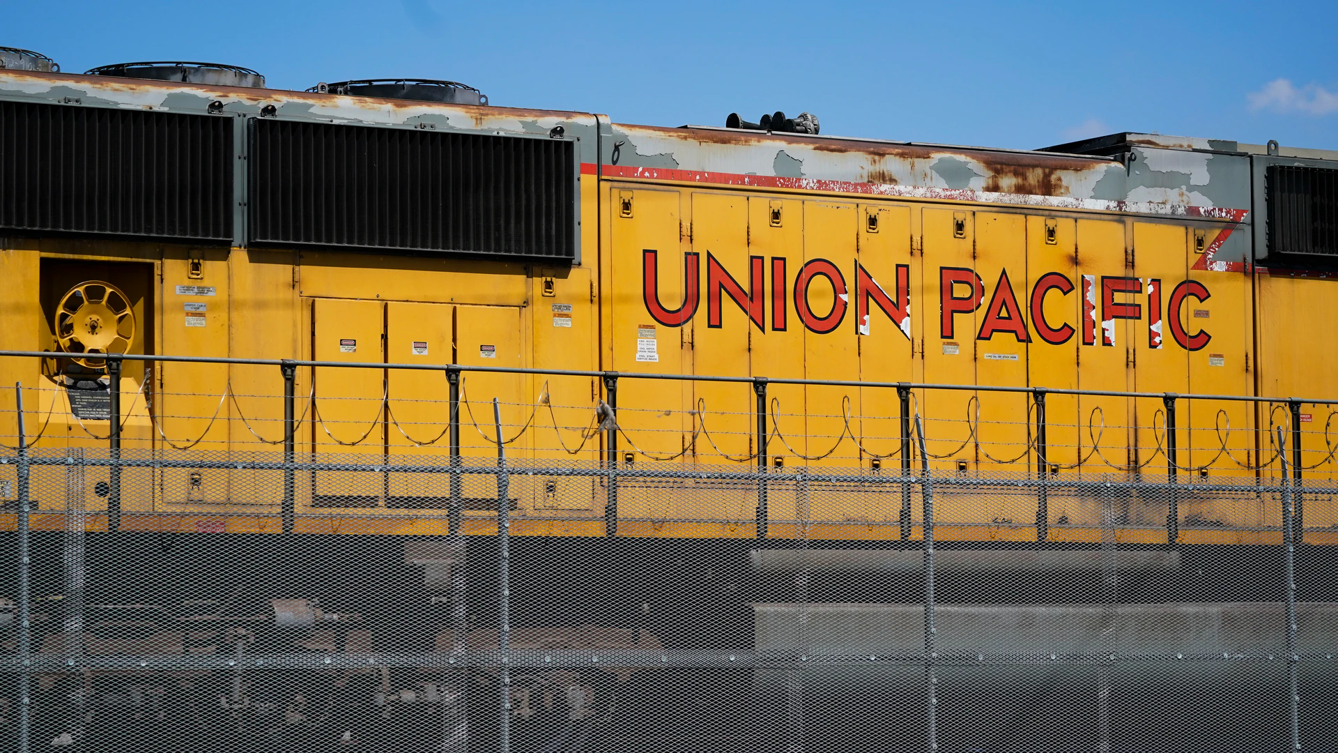 Union Pacific Railroad Shipping Limits Generate Complaints - Vimarsana News