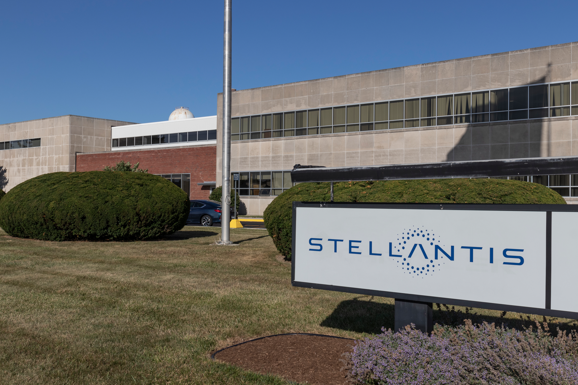 Stellantis to Buy Stake in Hydrogen Fuel Cell Symbio - Vimarsana News