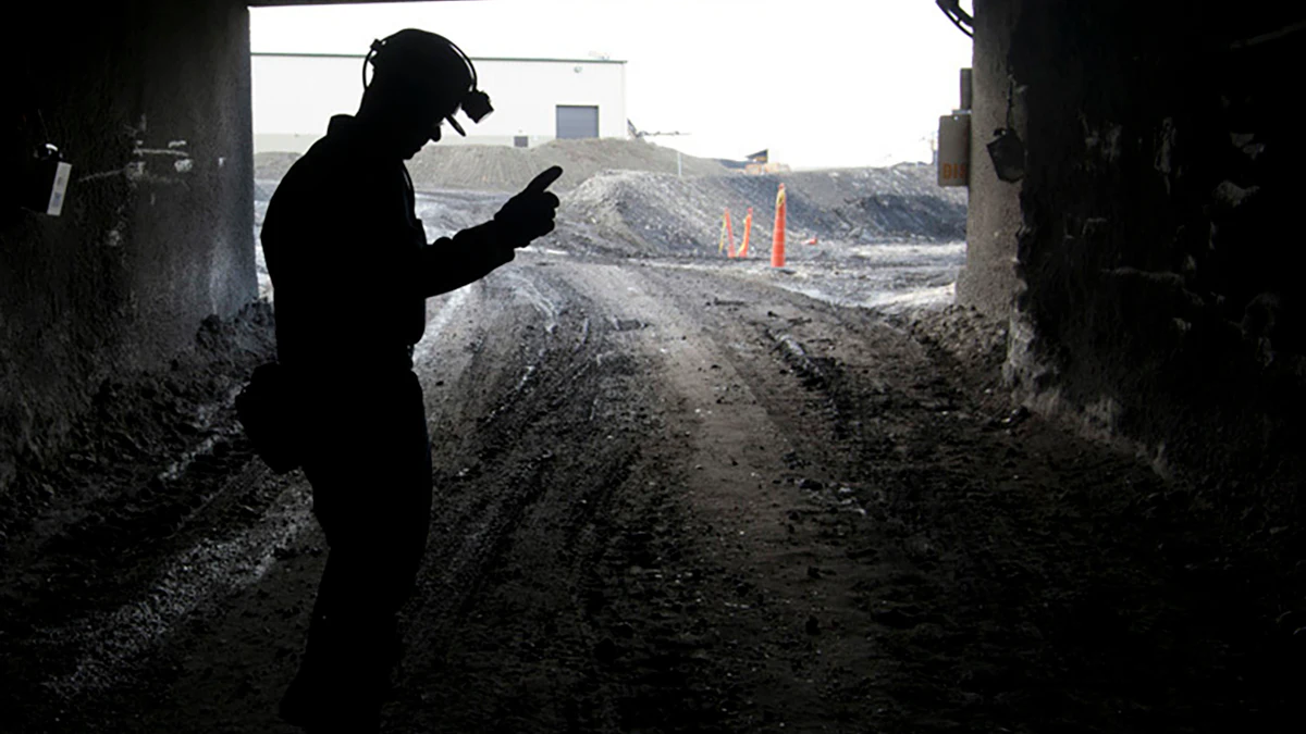 Underground Coal Mine Collapse Injures 3 in Montana - Vimarsana News