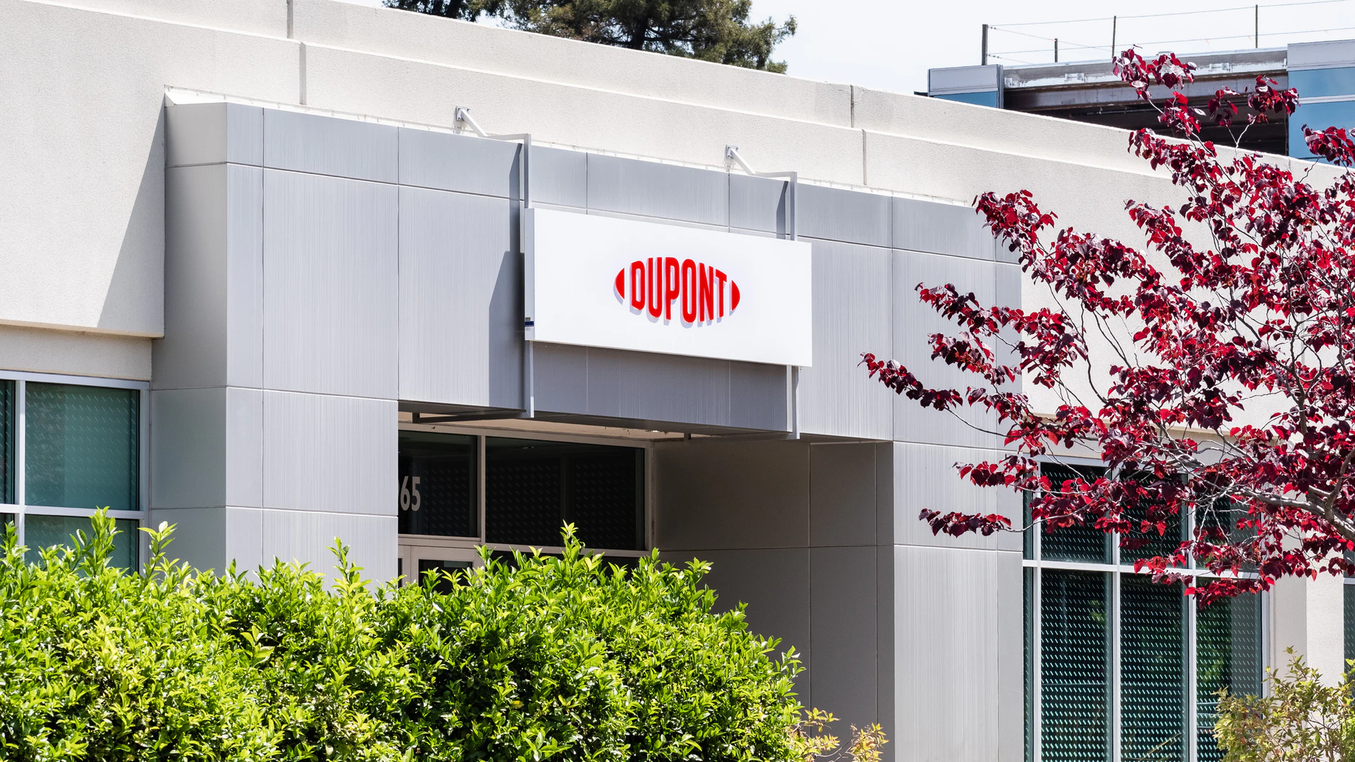 DuPont to Acquire Spectrum Plastics - Vimarsana News