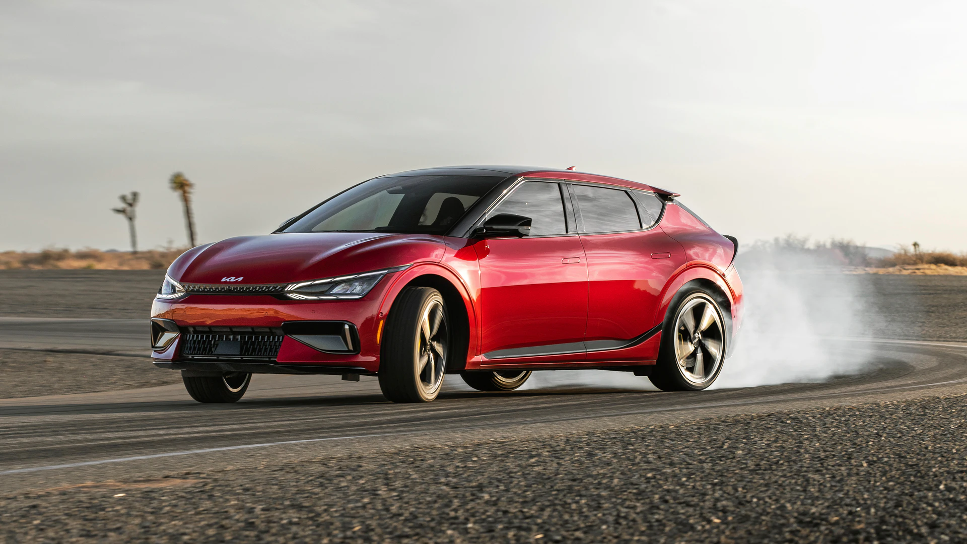 Edmunds: 2023 Kia EV6 GT vs Tesla Model Y Performance - Vimarsana News