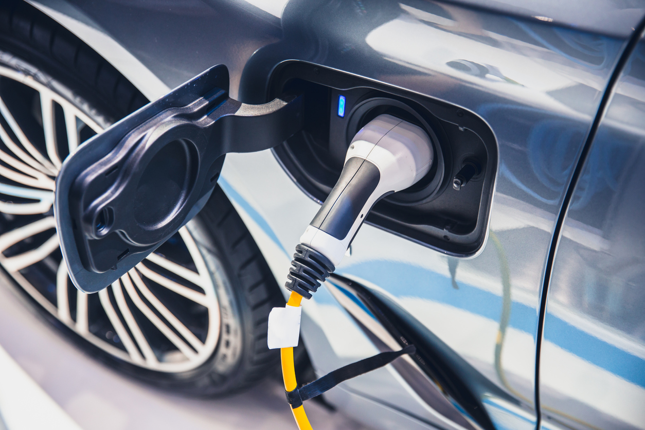EV Standards Group Blasts Ford-Tesla Charger Deal - Vimarsana News