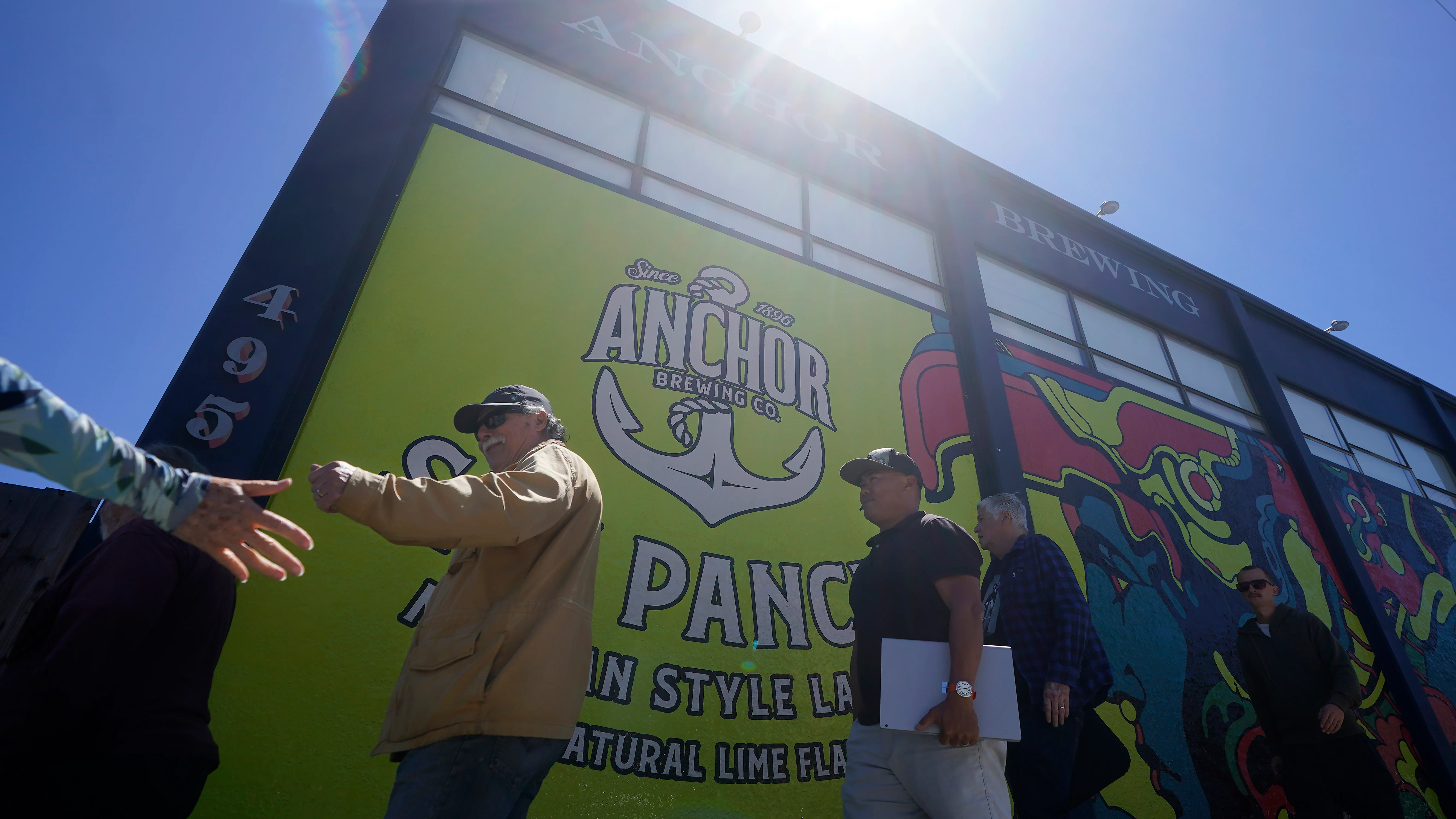 San Franciscans Mourn Closure of Anchor Brewing - Vimarsana News