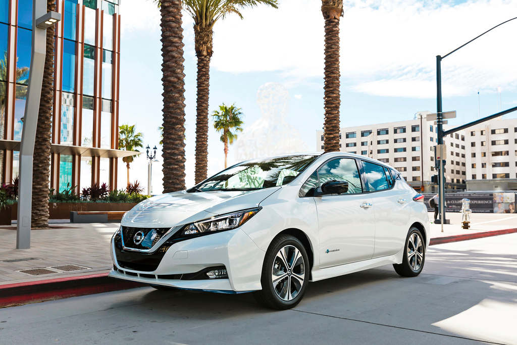 Edmunds: Best Used Electric Vehicles Under $25,000 - Vimarsana News