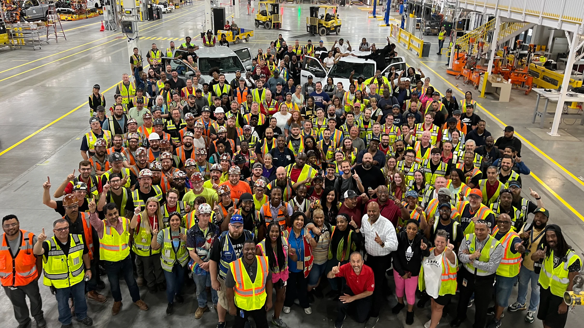 Ford Resumes F-150 Lightning Production Following Six-Week Shutdown - Vimarsana News