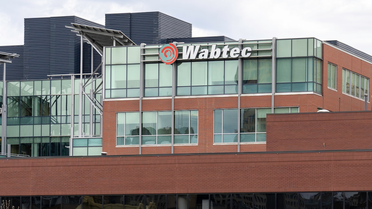 Contract Talks Continue Nearly 2 Months Into Strike at US Locomotive Plant Contract Talks Continue Nearly 2 Months Into Strike at US Locomotive Plant