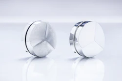The dry electropolishing technology is also ideal for finishing life style products, like this tamper.