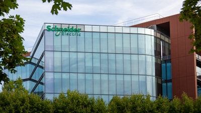 Así es la planta de Schneider Electric más importante de Norteamérica