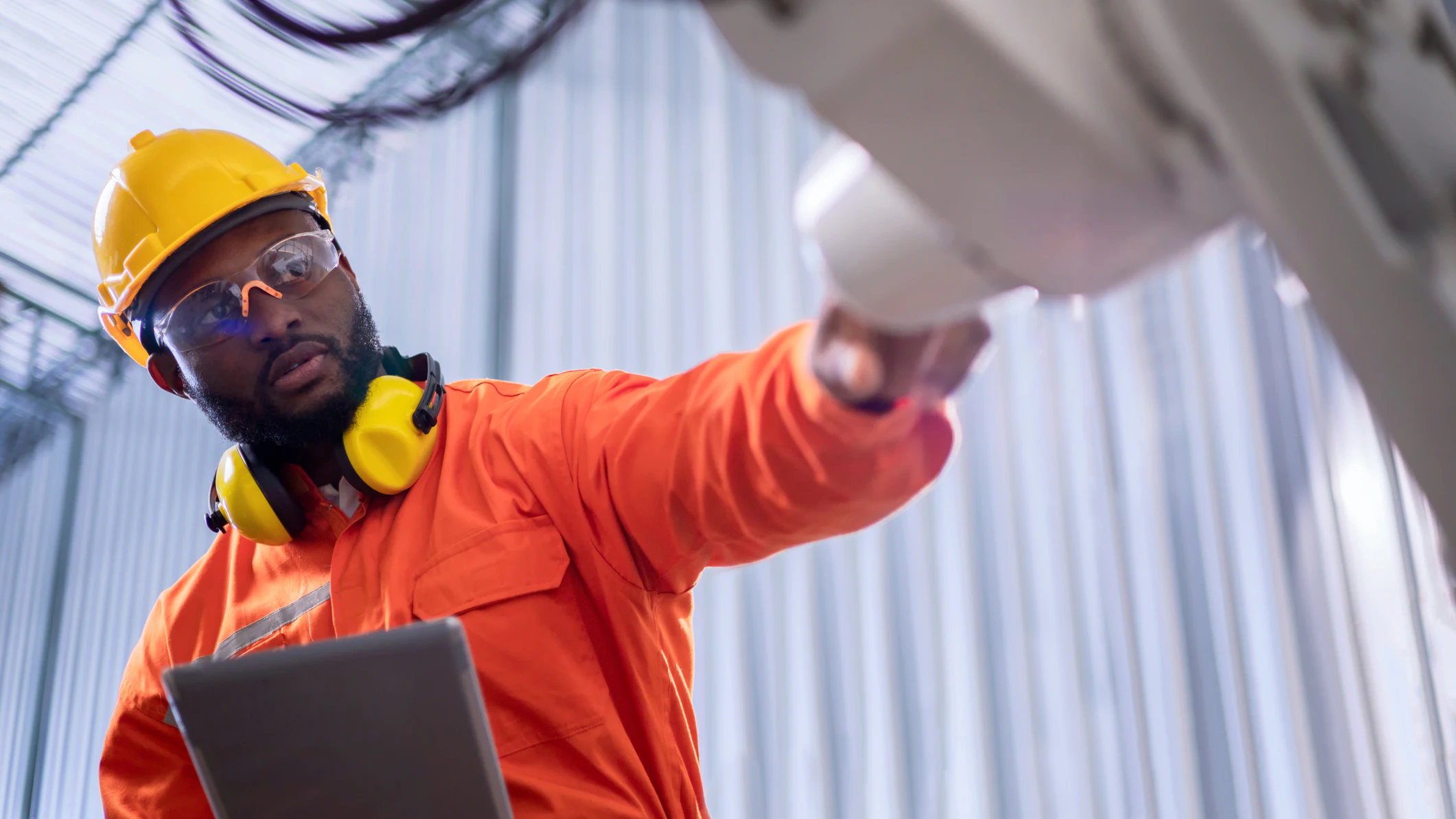 ITT, Hexagon Join Forces to Enhance Industrial Equipment Monitoring Solutions - Vimarsana News