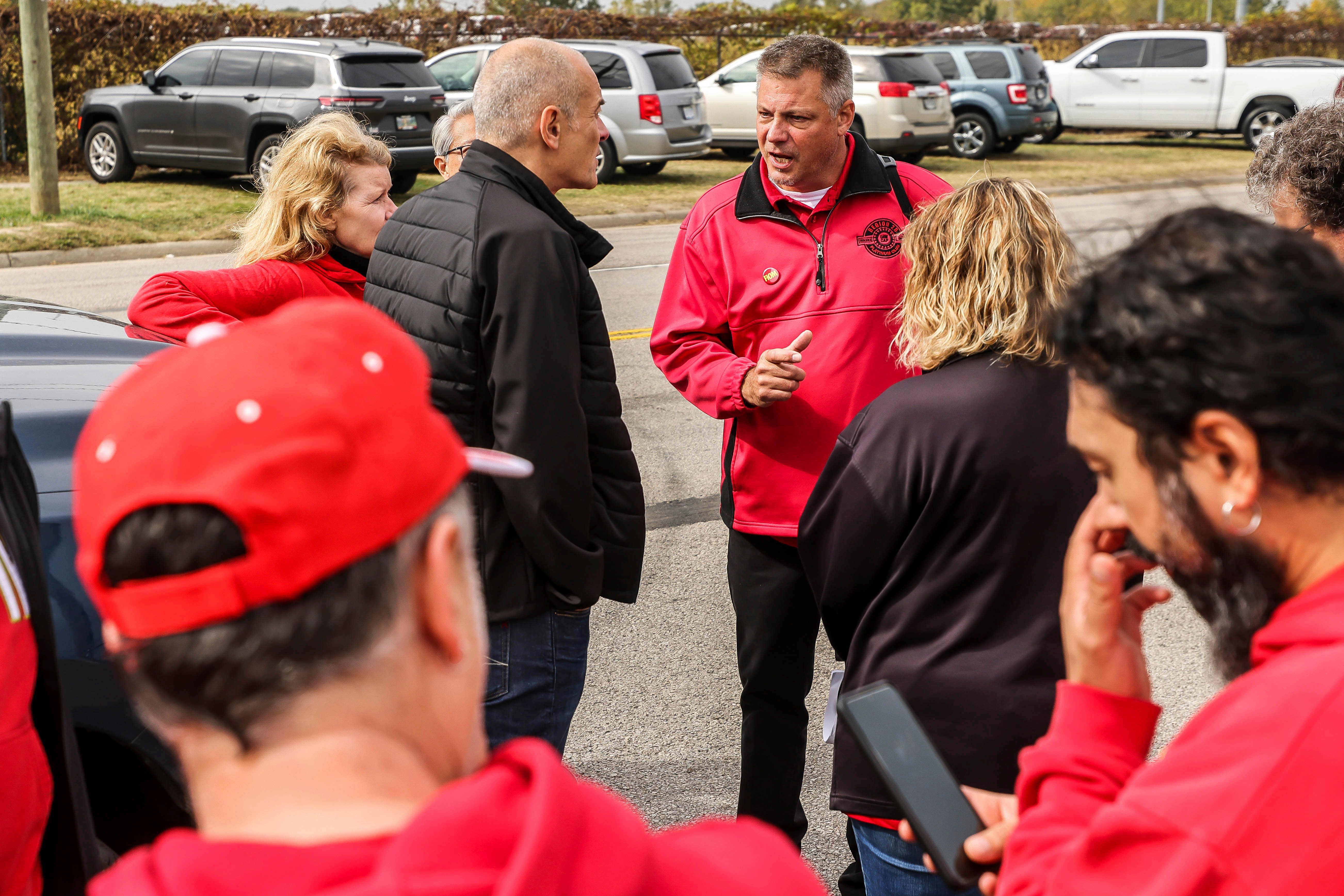 Ford Reaches Spending Limit for New Contract with Striking Autoworkers - Vimarsana News