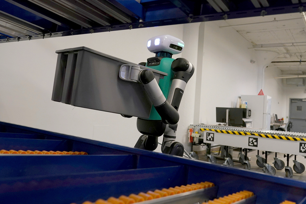 Humanoid Robots Are Here, But They're a Little Awkward - Vimarsana News