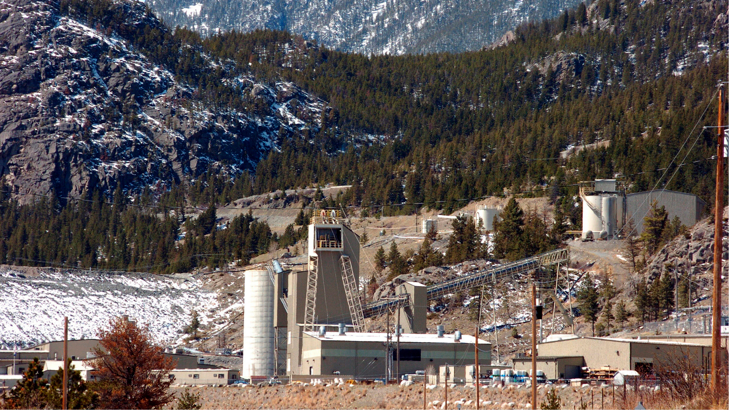 Work Resumes at U.S. Mine Where 24-Year-Old Worker Was Killed in Machinery Accident - Vimarsana News