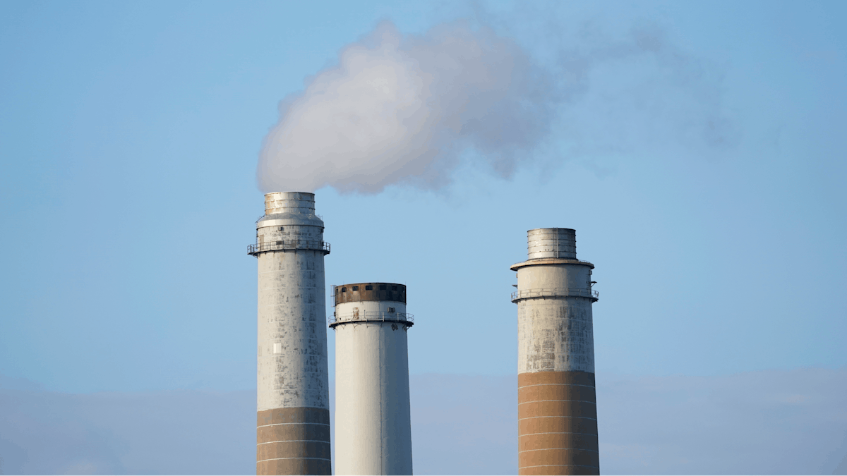 UN Report Says World is Racing to Well Past Warming Limit as Carbon Emissions Rise Instead of Plunge