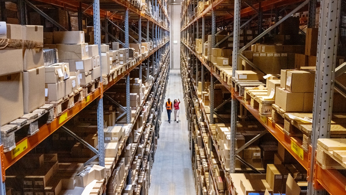 What's  Warehouse? — How to Save on  Warehouse Deals